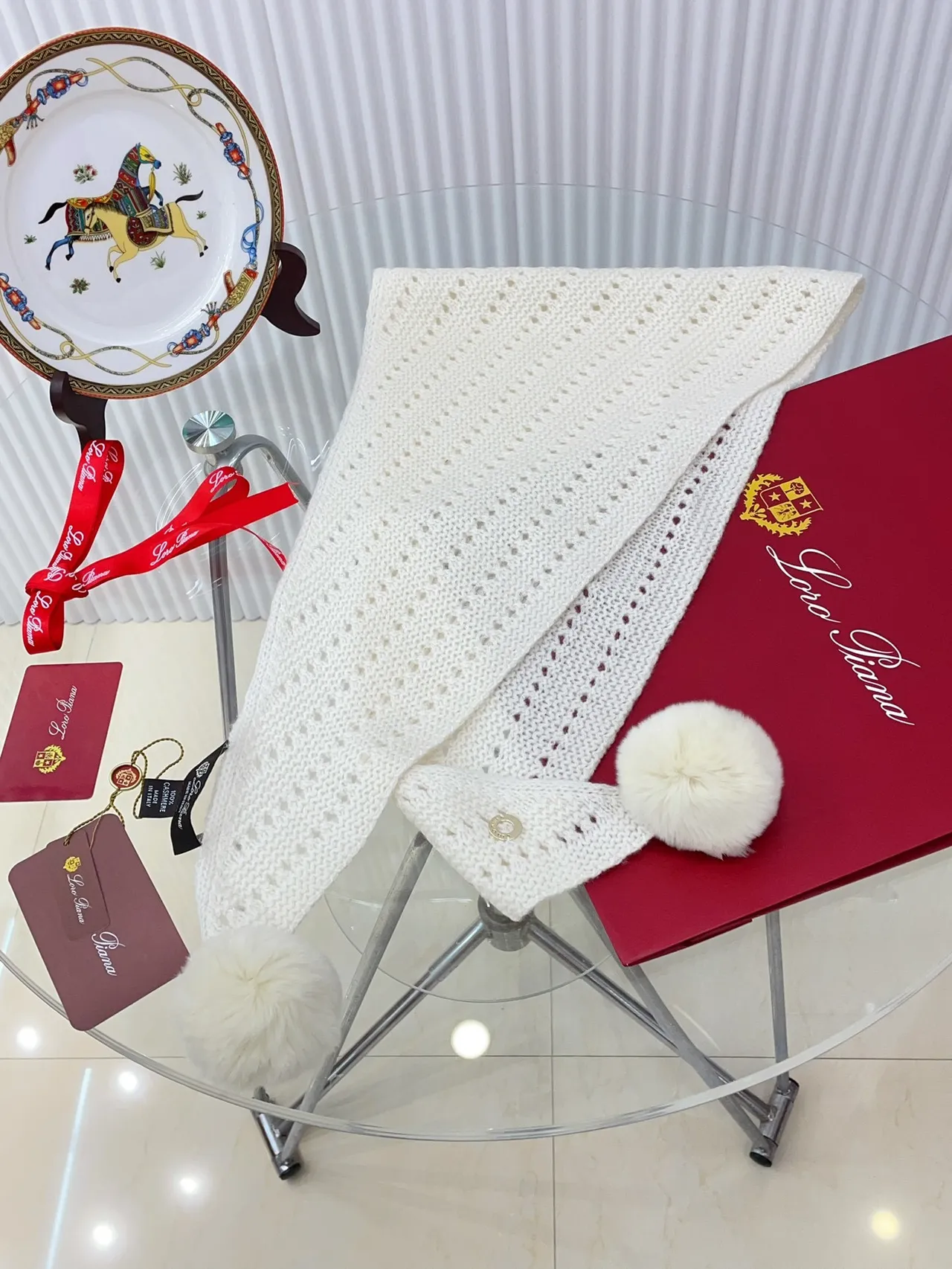 Loro Piana 白色米色 罗纹针织 刺绣老虎补丁 针织帽 4