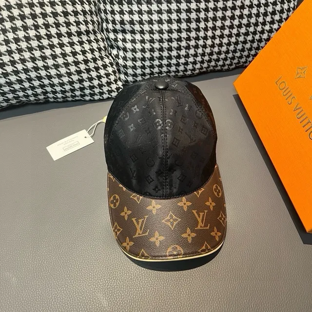 路易威登黑色米色结构六面板印花皇冠棒球帽 2