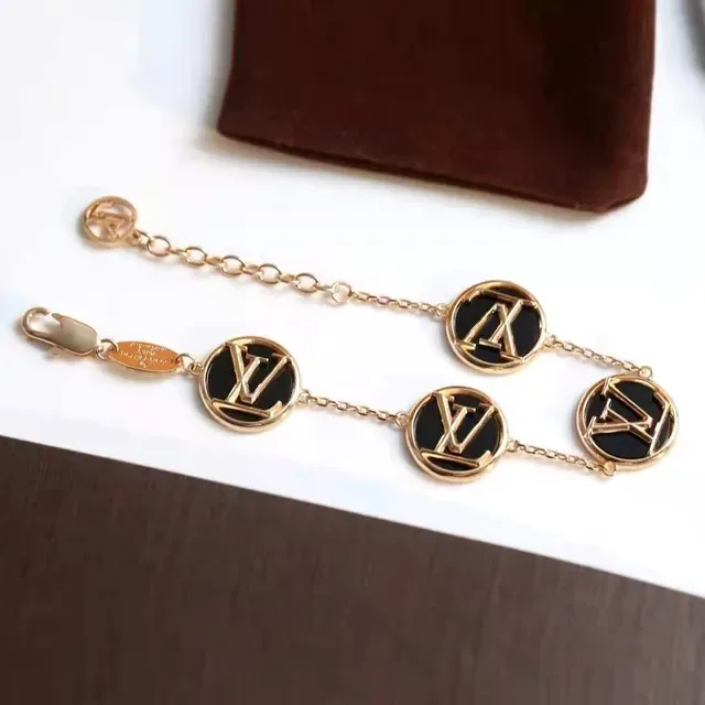 Louis Vuitton سوار أسود ذهبي سلاسل مرتبطة مدالية مونوغرام 6