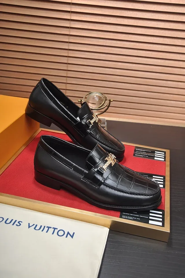 Louis Vuitton Black Gold Croc-Embossed Leather LV Buckle Loafer 4