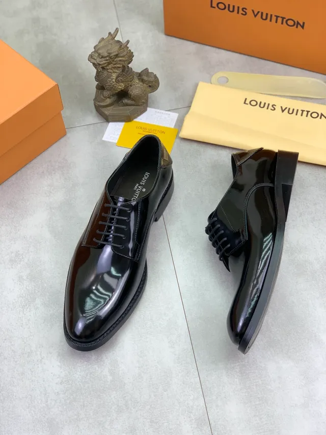 Louis Vuitton কালো প্যাটেন্ট লেদার ক্যাপ-টো অক্সফোর্ড জুতো 5
