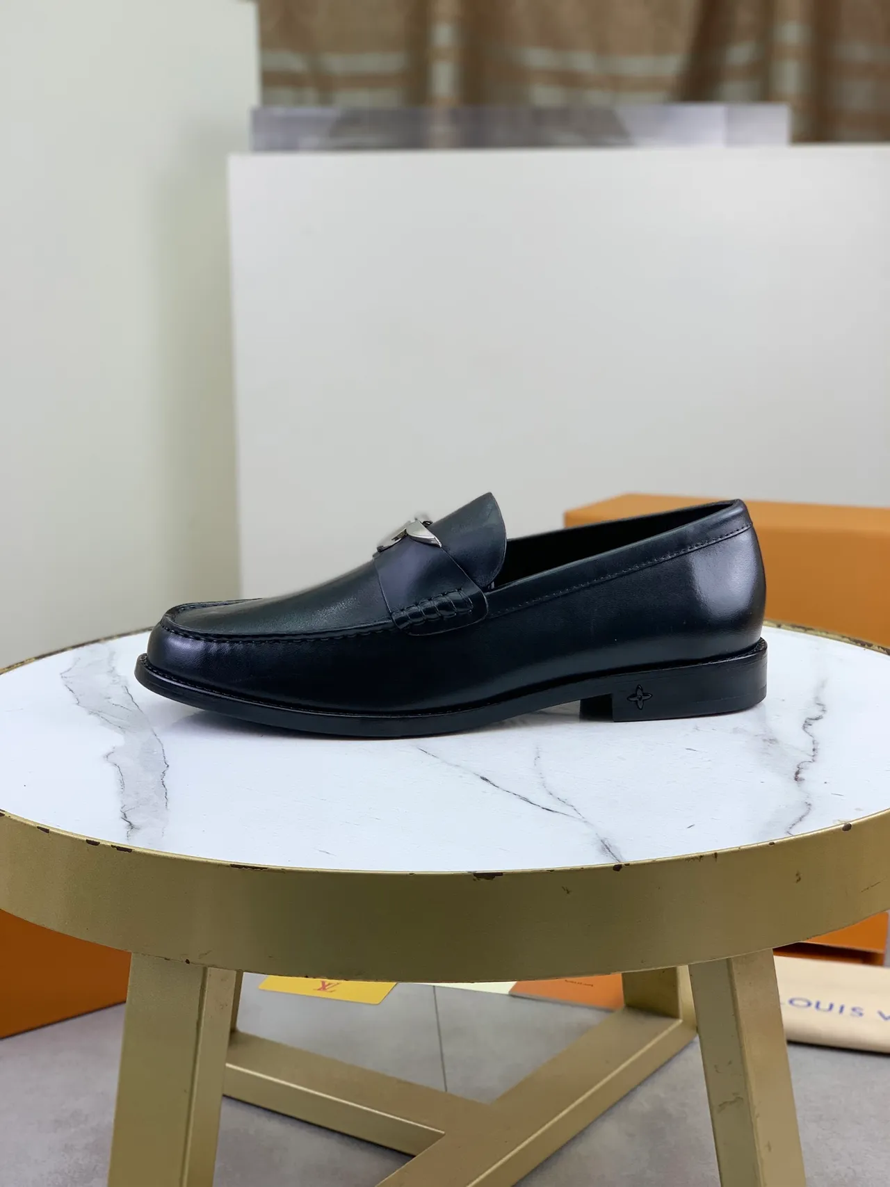 Louis Vuitton Black Silver Polished Leather Metal Twist-Lock Ornament Loafer 5