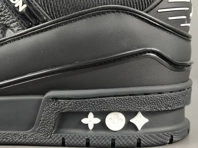Louis Vuitton Black White Layered Leather And Mesh Upper Integrated Strap System Lifestyle Sneakers 7