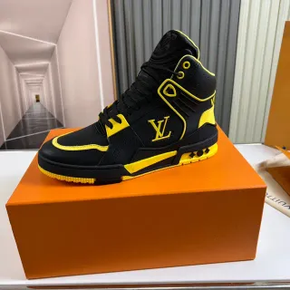 Louis Vuitton Tênis Lifestyle Preto e Amarelo Topo Alto com Monograma