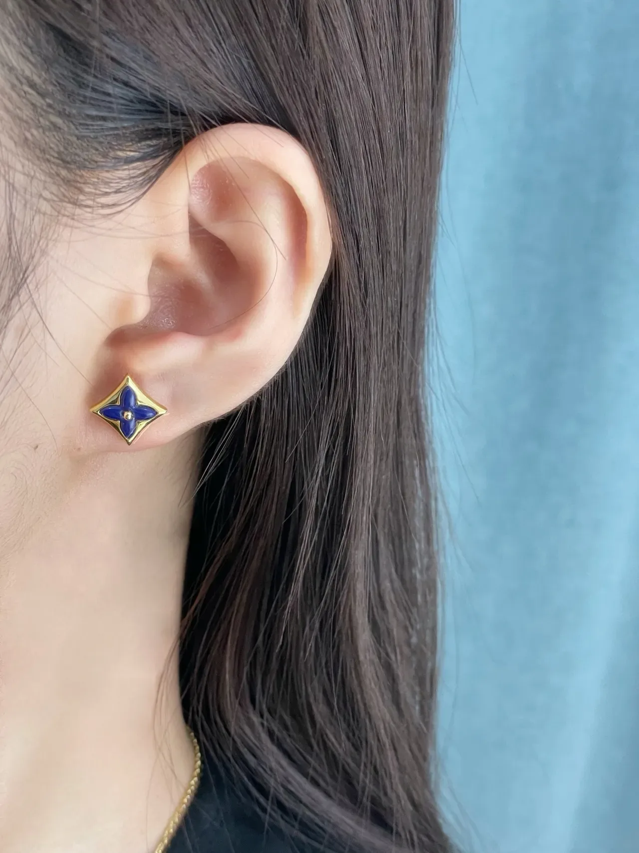 Louis Vuitton Blue Gold Square-Frame Enamel Flower Earrings 9