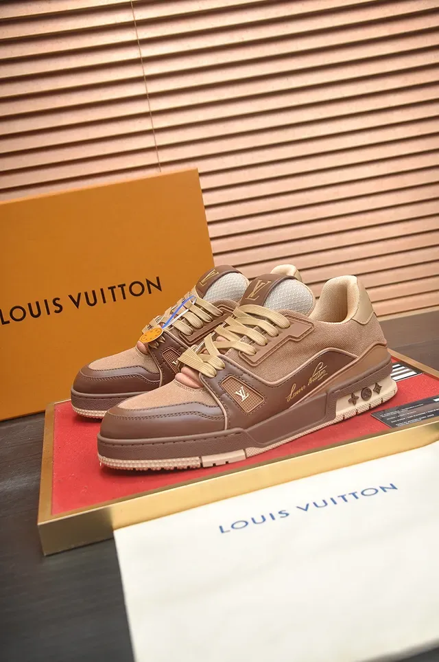 Louis Vuitton Brown Beige Layered Mixed-Material Upper Gold-Tone Branding Lifestyle Sneakers 4