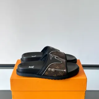 Louis Vuitton Pantufas Marrom Preto Monogram Lona Zíper Acento