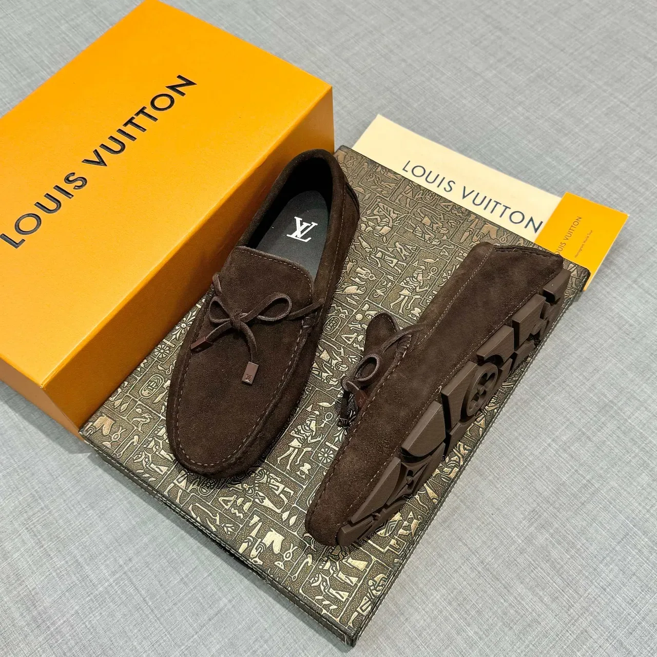 Louis Vuitton Marron Noir Daim Supérieur Moccasin Pointe Loafer 2