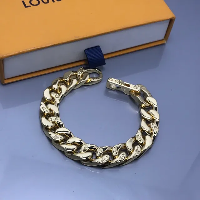Louis Vuitton Chain Reaction Monogram Star Curb-Link Gold-Tone سوار 3