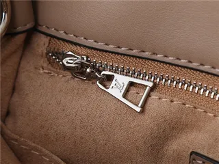Louis Vuitton Monogramme Fuzzy Sac Tote 4