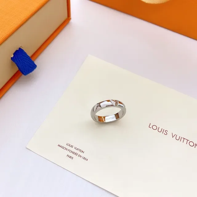 Louis Vuitton Gold Blue Polished Geometric Leaf Motif Ring 2
