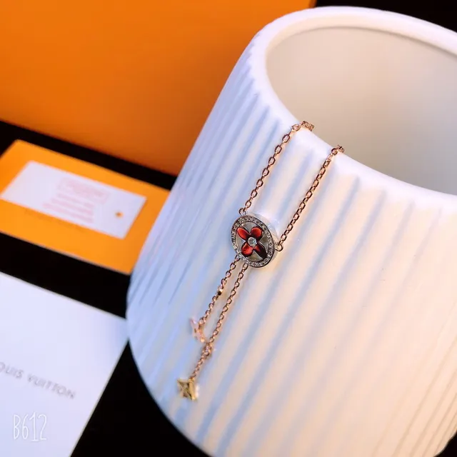 Louis Vuitton Gold White Chain Circular Pavé-Edged Pendant Necklace 6