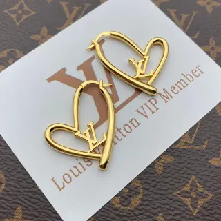 Louis Vuitton أقراط حلقية على شكل قلب Monogram