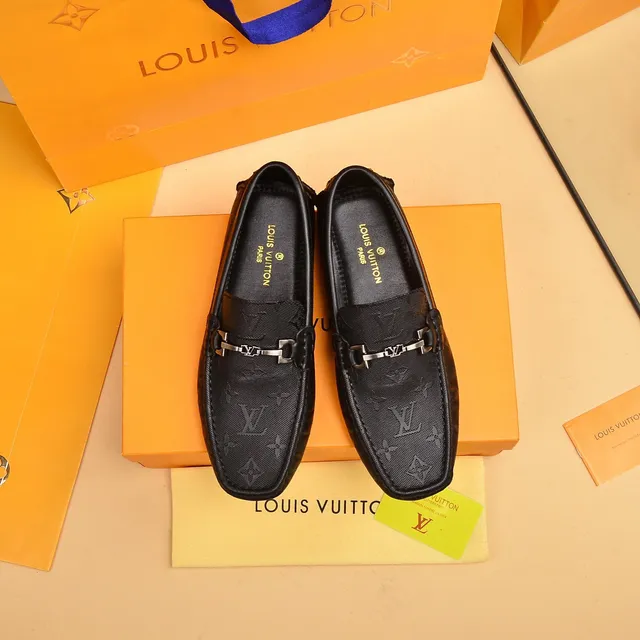 Louis Vuitton Horsebit Loafer أحذية لوفر سوداء جلد مونوغرام كواتد 9