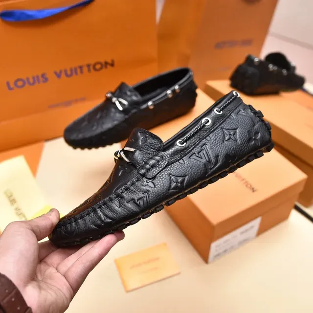 Mocassins Louis Vuitton Horsebit en cuir monogramme noir 7