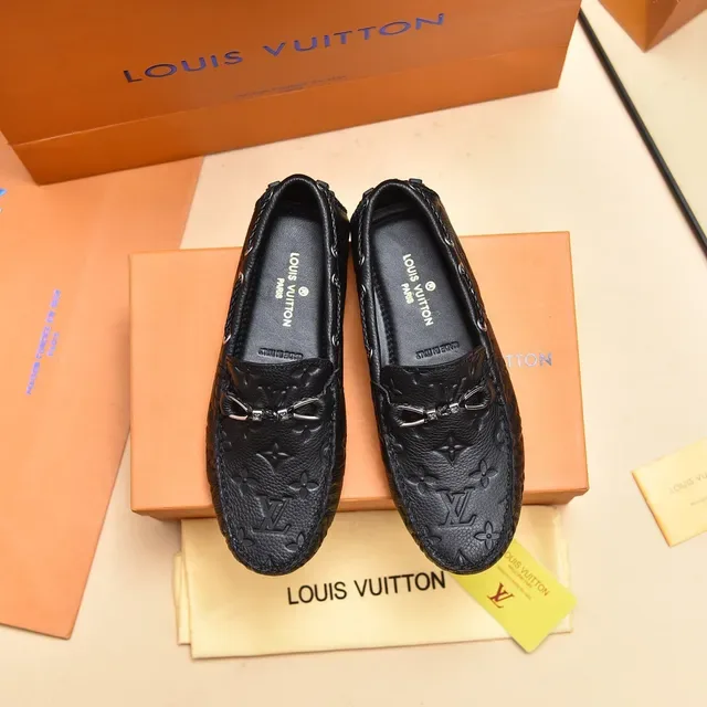 Mocassins Louis Vuitton Horsebit en cuir monogramme noir 9
