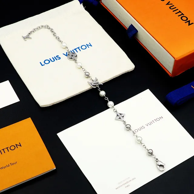 Louis Vuitton Iconic Bracelet 银色珍珠和黑色珠链手链 6