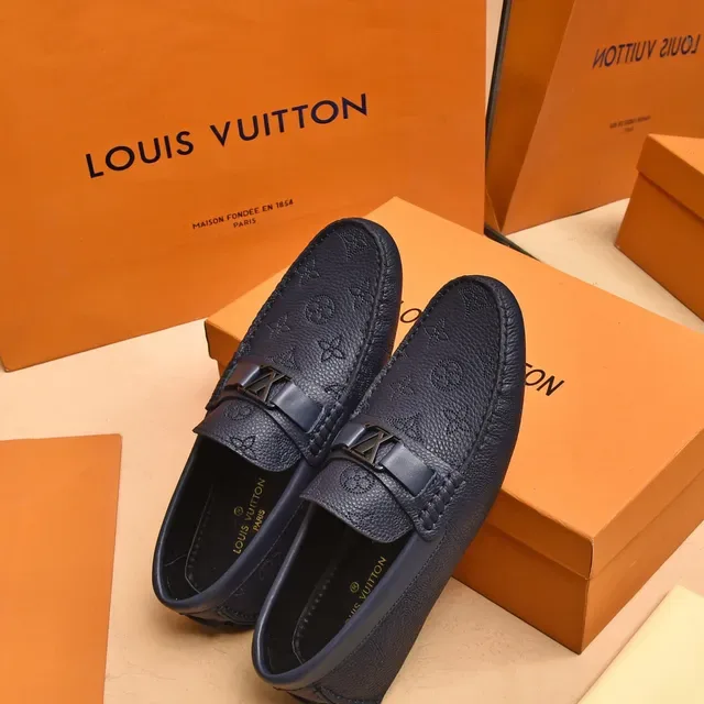 Louis Vuitton Mocassim Navy Black Monogram Leather Metal LV Buckle Strap Mocassim 3