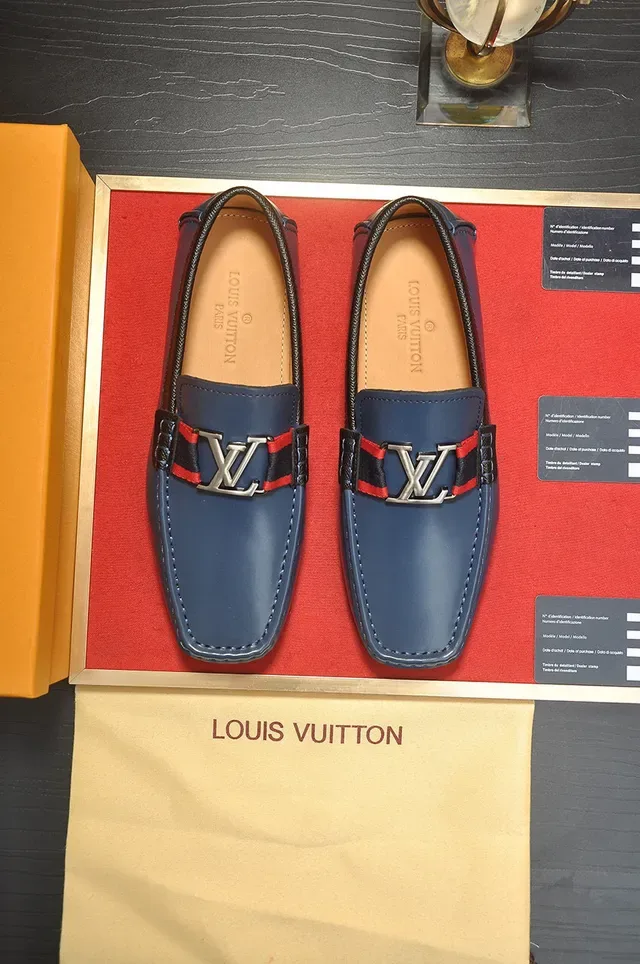 Louis Vuitton Mocassim Couro Navy Red Construcao Mocassim Fivela LV Monogram Loafer 9