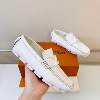 Louis Vuitton সাদা চামড়া LV বাকেল স্ট্র্যাপ লোফার