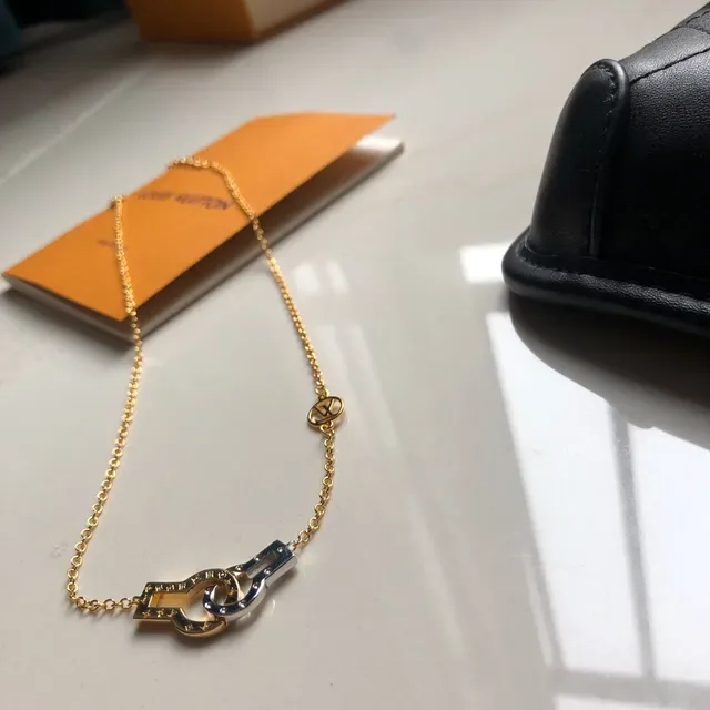 Collier Louis Vuitton Lock & Key Dual-Tone Or et Argent 4