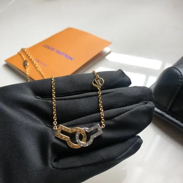 Collier Louis Vuitton Lock & Key Dual-Tone Or et Argent 7