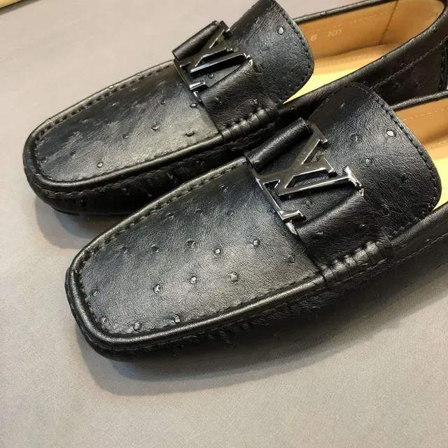 Louis Vuitton LV Buckle Loafer Cuir d'autruche Noir 4