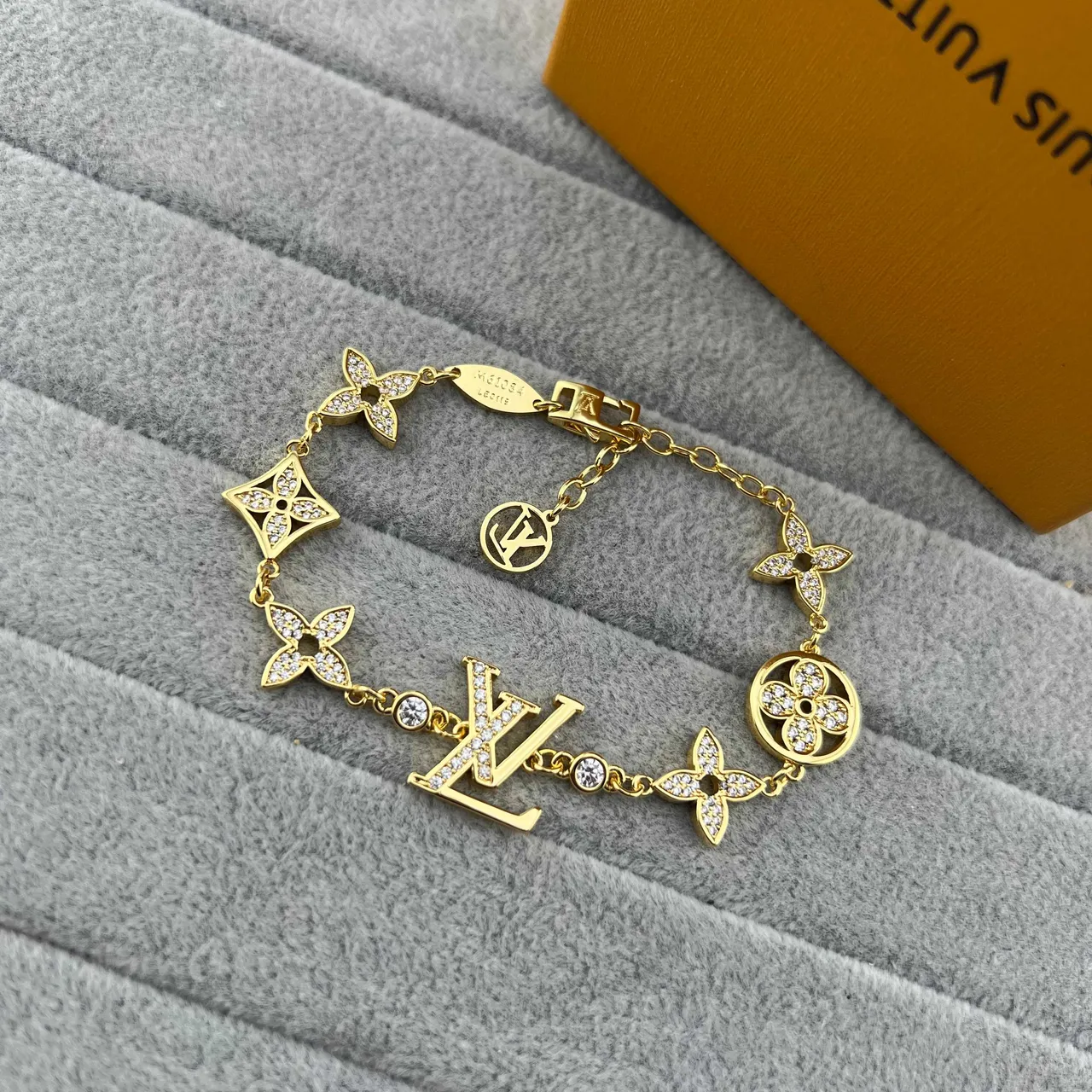 Louis Vuitton LV Fleur Pavé Cristal Chaîne Bracelet 6