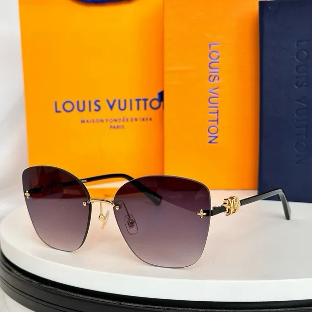 Louis Vuitton LV Gram Square Cat Eye نظارات شمسية 2