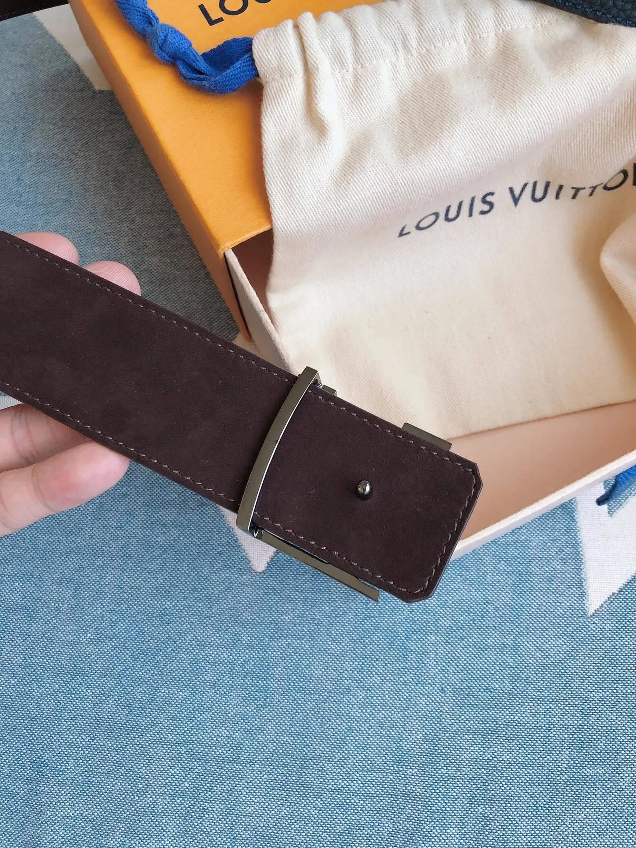 Louis Vuitton LV Initiales Blue Pebbled Leather Belt 7