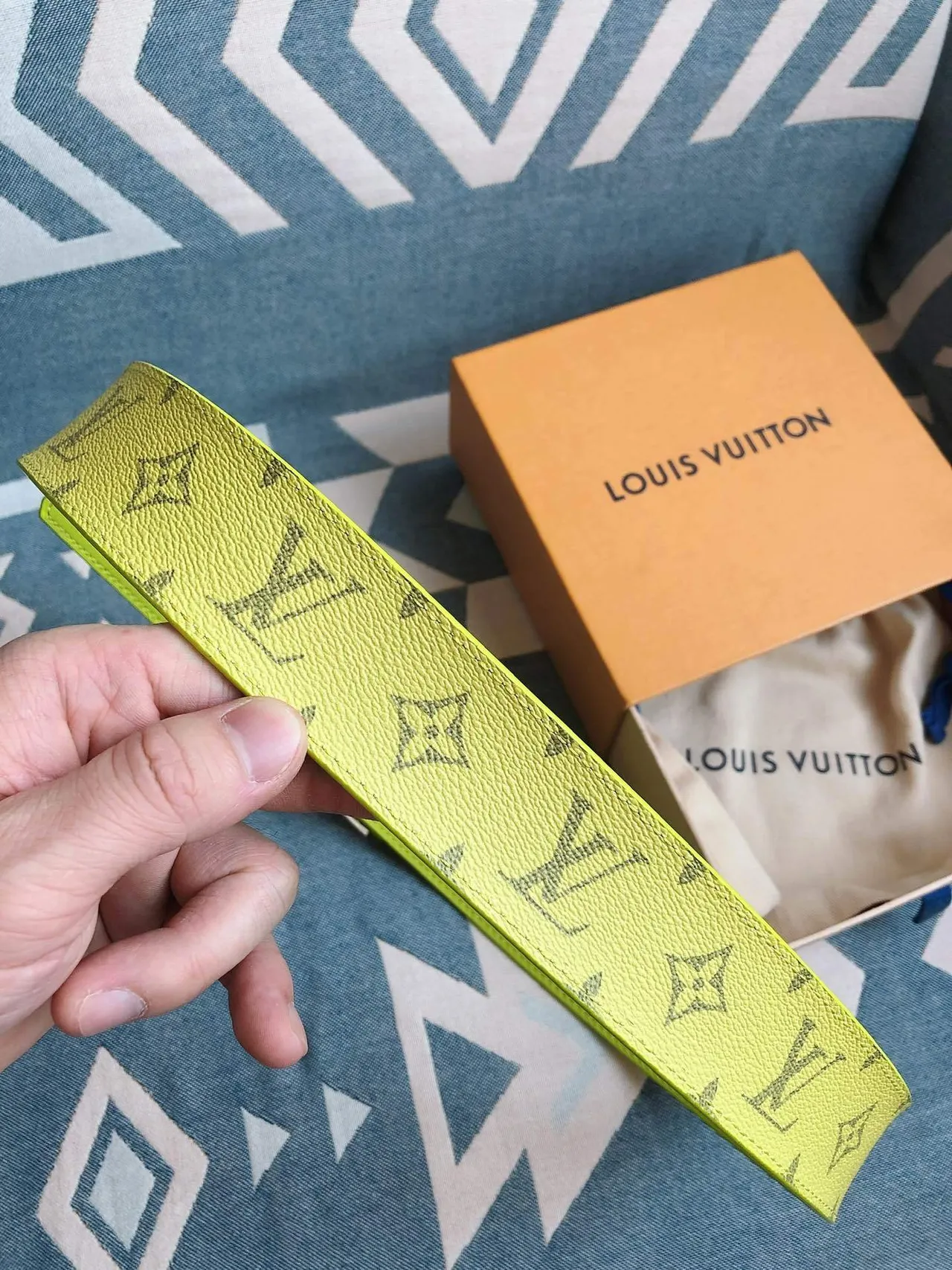 Louis Vuitton LV Initiales أصفر ليم Monogram حزام جلد 3