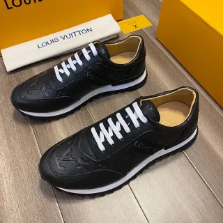 Louis Vuitton LV Trainer काला सफेद एम्बॉस्ड मॉनोग्राम चमड़ा कंट्रास्ट लेस लाइफस्टाइल स्नीकर्स