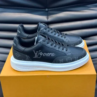 Louis Vuitton LV Trainer Preto Branco Monogram-Print Superior Rhinestone Logo Detail Lifestyle Sneakers