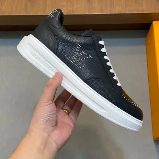 Louis Vuitton LV Trainer Negro Blanco Cuero Pebbled Studded Monogram Lifestyle Sneakers