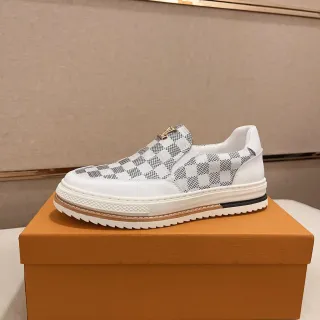 Louis Vuitton LV Trainer Damier Check Blancos Lifestyle Sneakers