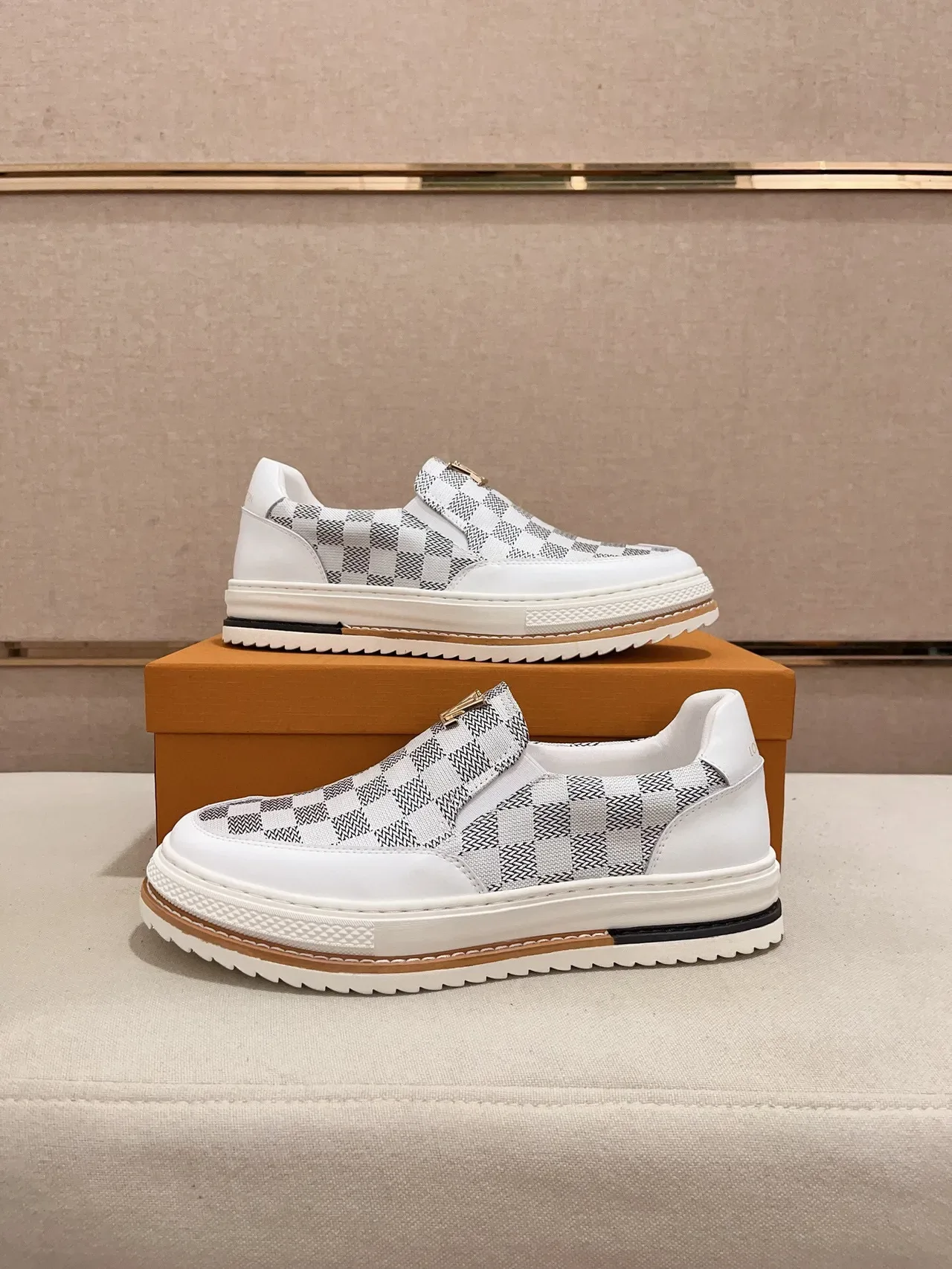 Louis Vuitton LV Trainer Damier Check White Lifestyle Sneakers 7
