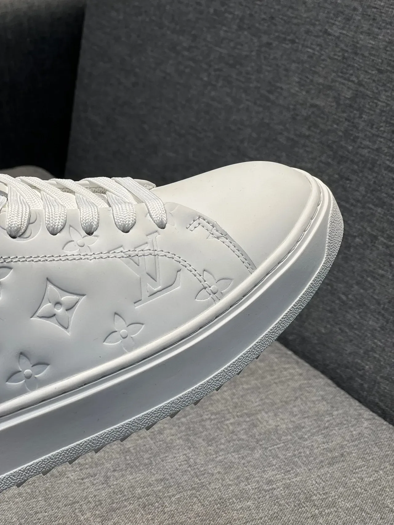 Louis Vuitton LV Trainer Chaussures Lifestyle Blanc Noir Monogramme Embossé Low-Top 3