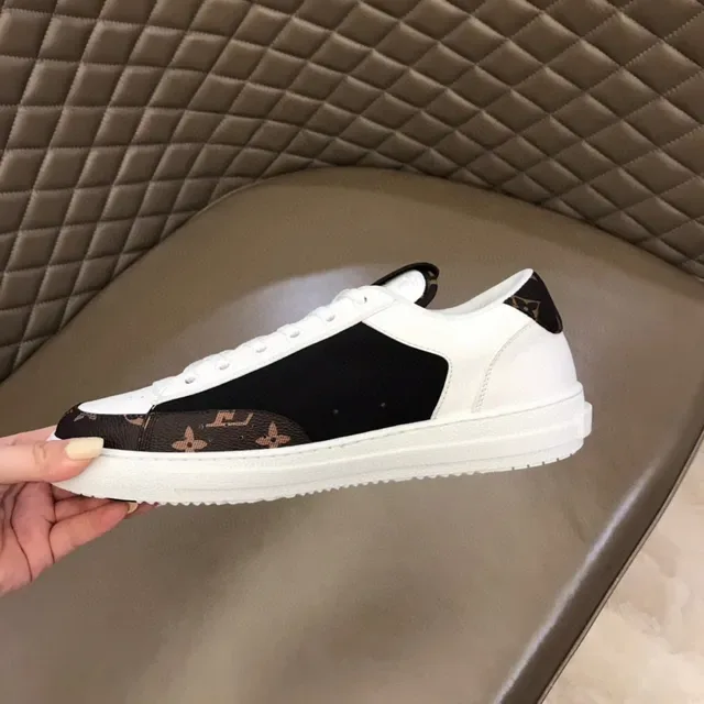 Louis Vuitton LV Trainer branco preto Low-Top Monogram Canvas Accents Lifestyle Sneakers 4