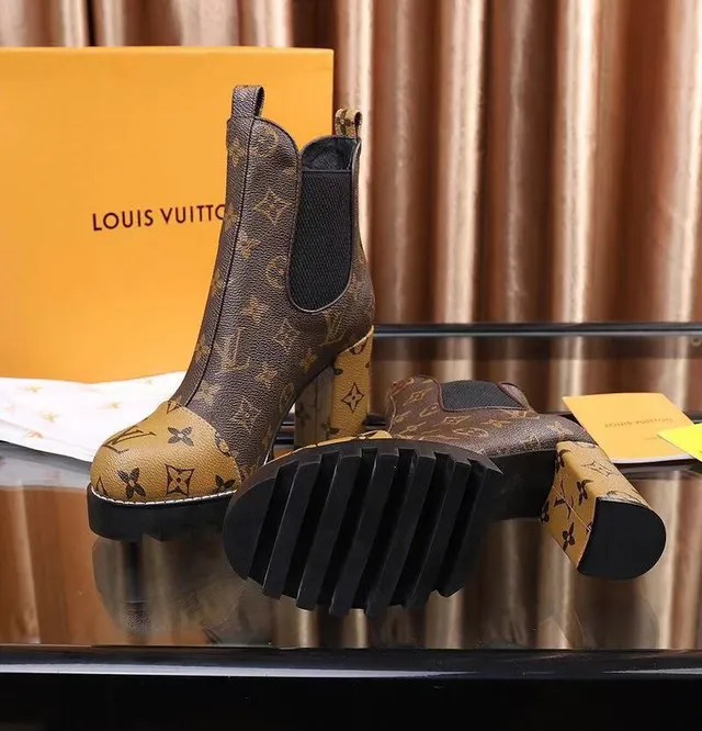 Louis Vuitton মনোগ্রাম ক্যানভাস কনট্রাস্ট টো ক্যাপ চাঙ্কি প্ল্যাটফর্ম এনকেল বুটস 3