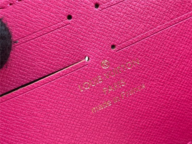 Louis Vuitton Monogramme Toile Illustrée Graphique Bourse Longue 2