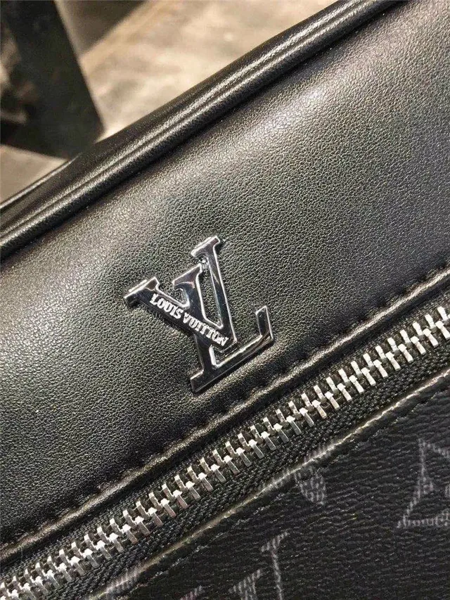 Louis Vuitton মনোগ্রাম ক্যানভাস মেসেঞ্জার ব্যাগ 6