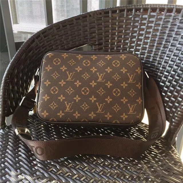 Louis Vuitton মনোগ্রাম ক্যানভাস মেসেঞ্জার ব্যাগ 13