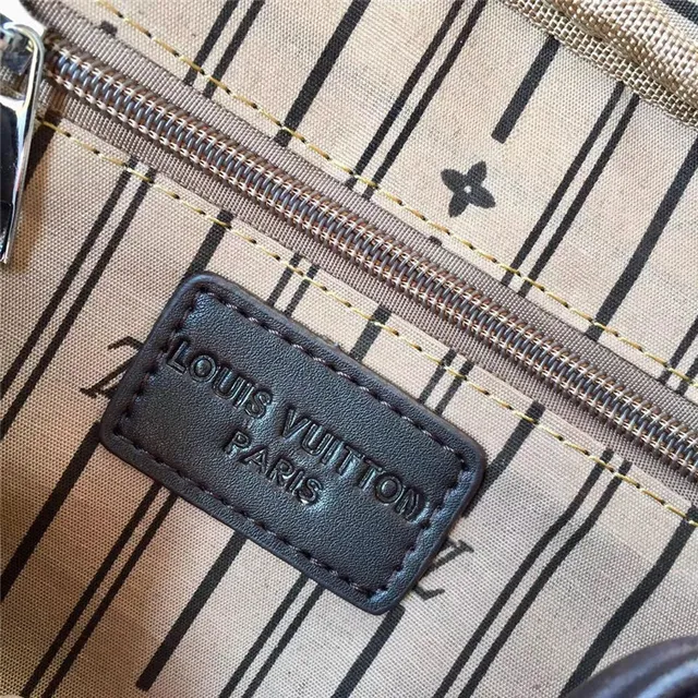 Louis Vuitton মনোগ্রাম ক্যানভাস মেসেঞ্জার ব্যাগ 15