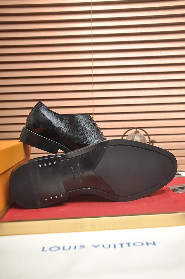 Louis Vuitton Monogram Cap-Toe Oxford Shoes 3
