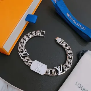 Louis Vuitton Monogram Curb-Link Silver-Tone سوار