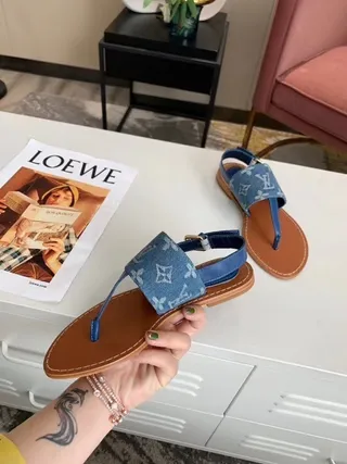 Louis Vuitton मोनोग्राम डेनिम थॉन्ग सैंडल कज़ुअल सैंडल्स 2