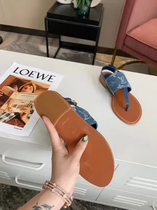 Louis Vuitton मोनोग्राम डेनिम थॉन्ग सैंडल कज़ुअल सैंडल्स 5