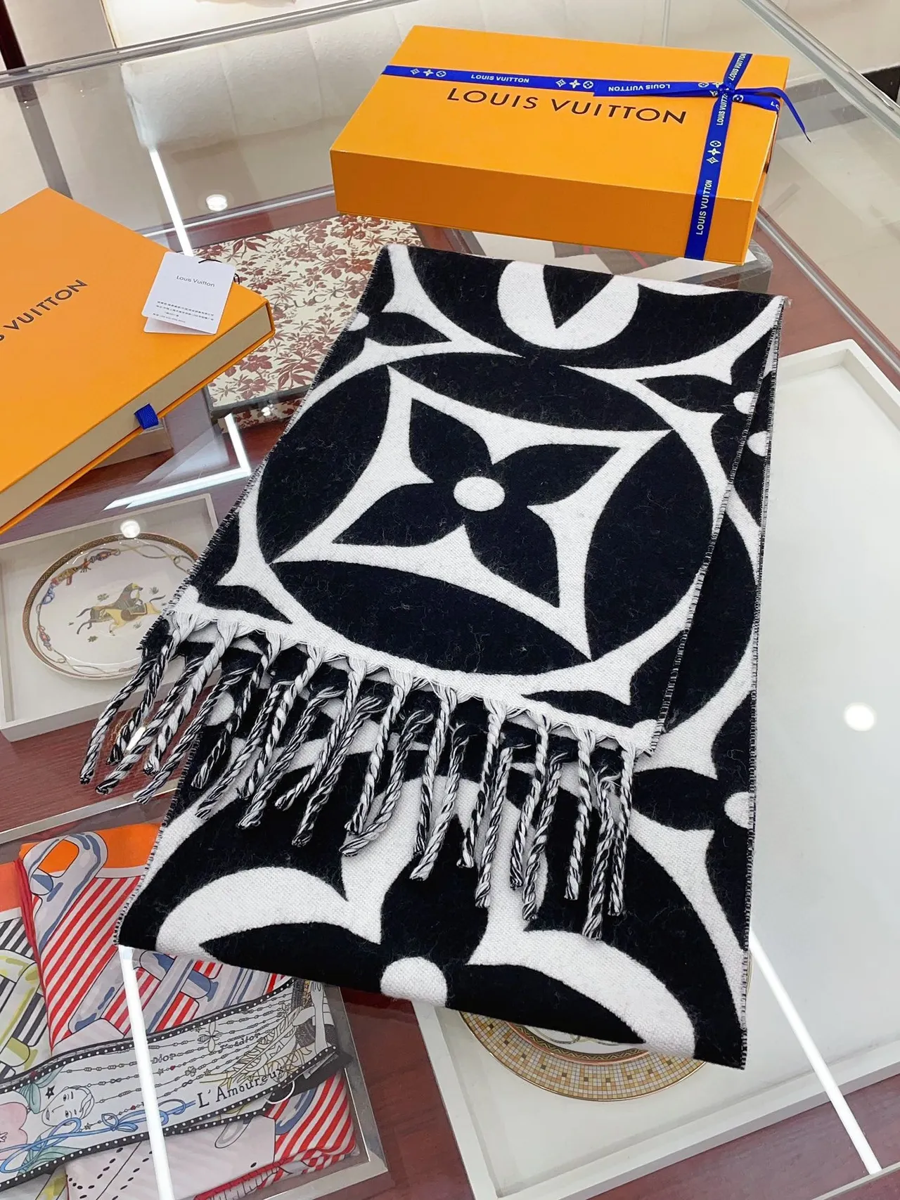 Louis Vuitton Monogram Eclipse Print Black and White Cashmere Scarf 8