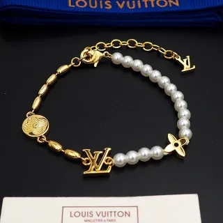 Louis Vuitton Monogram سوار لؤلؤ وزهور تعويذ