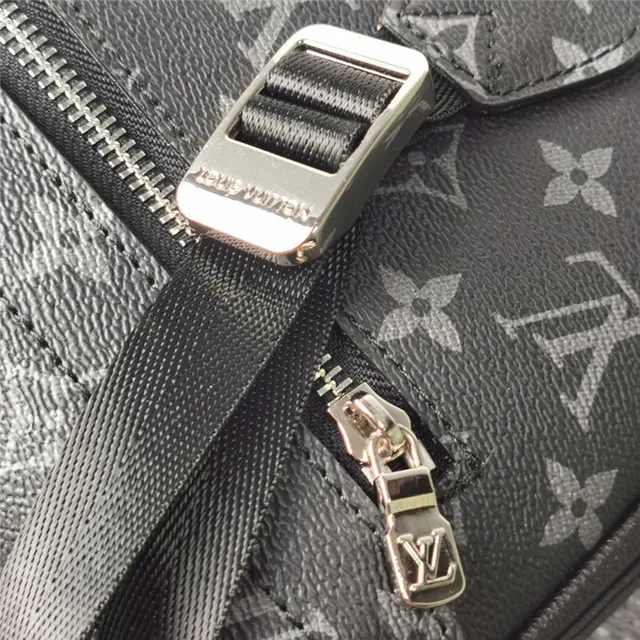 Louis Vuitton Monogram Print bolsa cruzada preta 3